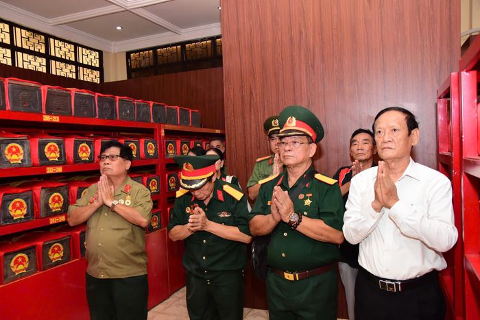 Đến nay, lực lượng tìm kiếm đã quy tập 494 hài cốt liệt sĩ tại công viên Lê Thị Riêng.
