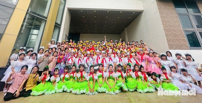 Thiếu nhi Phú Thượng tham gia Hội thi Thiếu nhi Thủ đô. Ảnh: Diên Vĩ