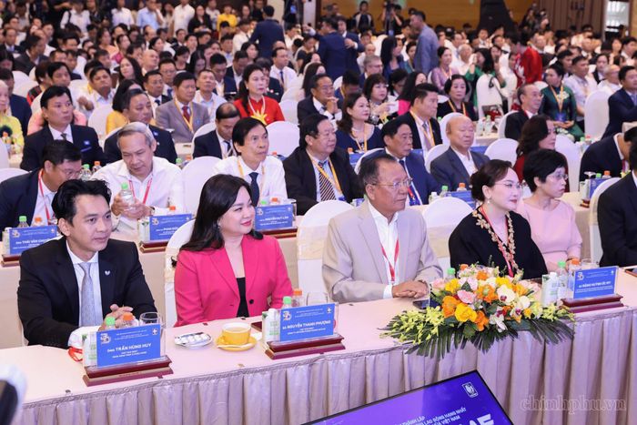 Các đại biểu dự buổi lễ. Ảnh: chinhphu.vn/Nhật Bắc
