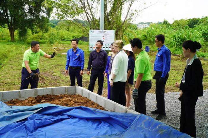 Chất thải hữu cơ có thể được xử lý thành phân hữu cơ. Ảnh: ĐSQ Đan Mạch