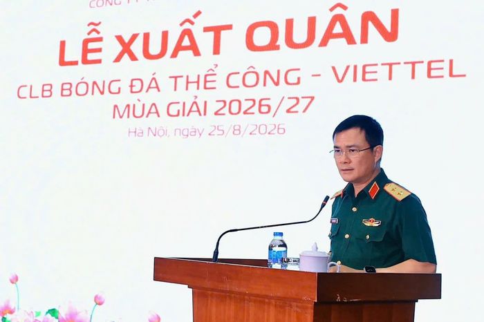 Trung tướng Tào Đức Thắng, Chủ tịch kiêm Tổng Giám đốc Tập đoàn Viettel phát biểu tại buổi lễ. Ảnh: Hà Ngân