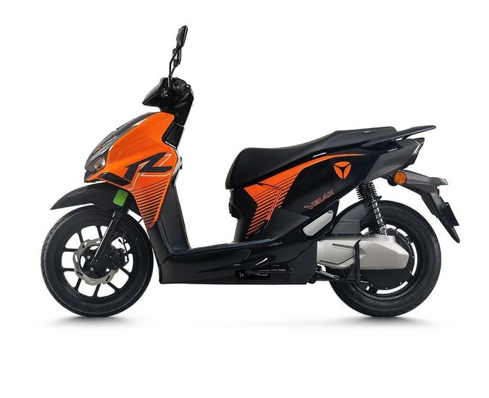 Xe sử dụng pin kép, sạc đầy chạy được gần 200 km. Ảnh minh họa