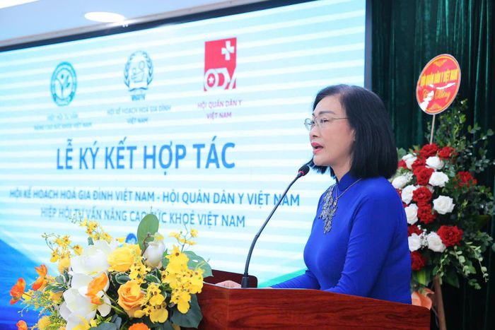 PGS.TS Phạm Thanh Bình, Chủ tịch Hiệp hội Tư vấn Nâng cao Sức khỏe Việt Nam phát biểu. Ảnh: Cương Quyết