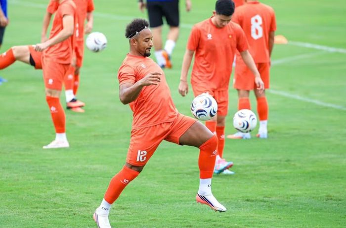 ĐT Việt Nam luyện tập cho trận Chung kết lượt về ASEAN Cup 2026 với ĐT Thái Lan. Ảnh: M.D/ TPO.