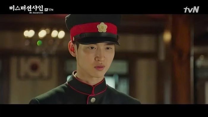  Jang Dong Yoon hiếm khi đóng vai phụ, nhưng đã đóng thì lại là vai phụ trong siêu phẩm như Mr. Sunshine﻿. 