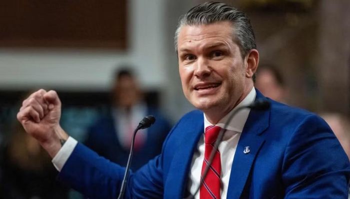 Bộ trưởng Quốc phòng Mỹ Pete Hegseth ngày 24/8 cho biết việc Washington chuyển trọng tâm sang gây sức ép kinh tế không đồng nghĩa loại bỏ khả năng sử dụng biện pháp quân sự.