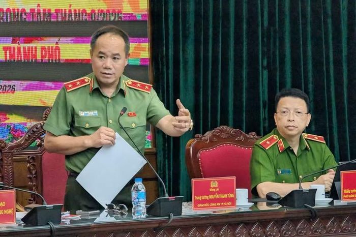 Trung tướng Nguyễn Thanh Tùng, Giám đốc CATP Hà Nội chủ trì hội nghị