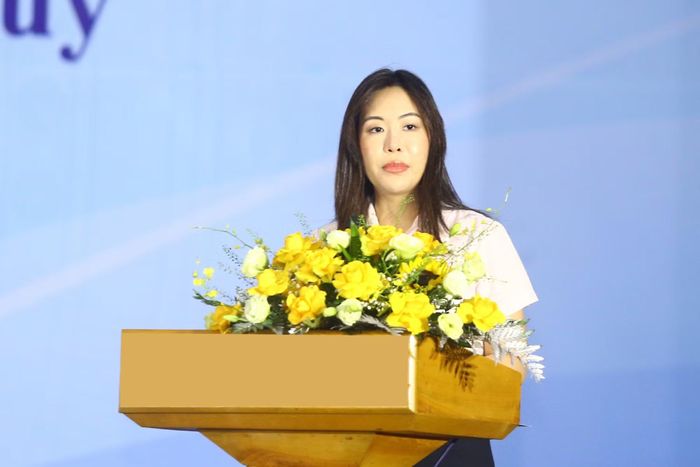 Đồng chí Nguyễn Phương Thảo - Phó Trưởng ban Công tác đoàn và thanh thiếu niên Đoàn Thanh niên cộng sản Hồ Chí Minh thành phố Hà Nội nhấn mạnh giải pháp đổi mới tuyên truyền trên nền tảng số