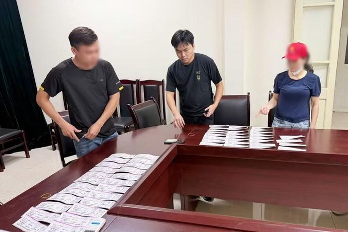 Triệu tập các đối tượng chèo kéo mua bán vé trận chung kết