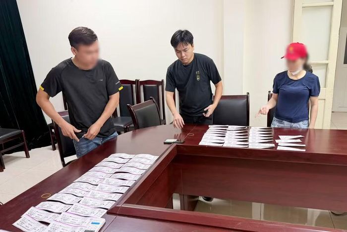 Triệu tập các đối tượng chèo kéo mua bán vé trận chung kết