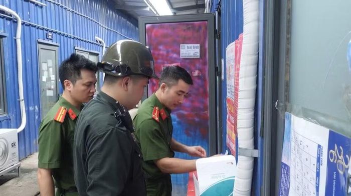 Công tác lấy mẫu, xét nghiệm ma túy, chất cấm đáp ứng phương châm "lấy phòng để chống"
