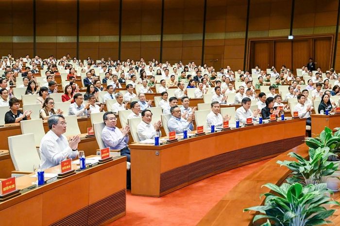 Các đại biểu và cán bộ quy hoạch diện Ban Bí thư quản lý dự gặp mặt