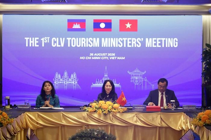 Bộ trưởng Bộ VHTTDL Lâm Thị Phương Thanh chủ trì Hội nghị Bộ trưởng Du lịch CLV lần thứ nhất
