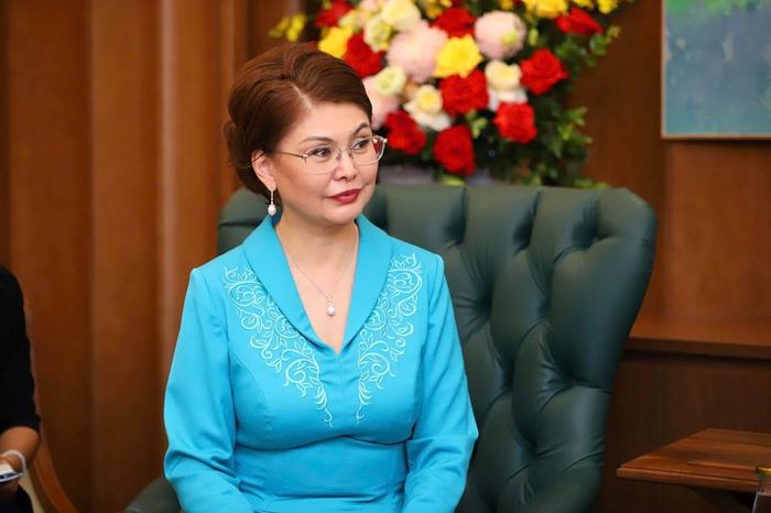 Phó Thủ tướng Chính phủ, Bộ trưởng Bộ Văn hóa và Thông tin Kazakhstan Aida Balayeva