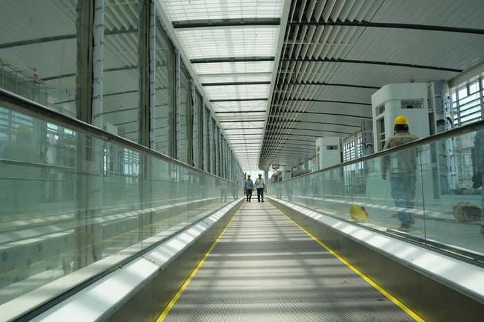 Phần cánh nhà ga hành khách sân bay Long Thành tràn ngập ánh sáng tự nhiên. Ảnh: Công Phong - TTXVN