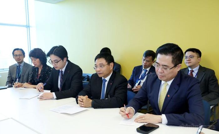 Phó Thủ tướng Nguyễn Văn Thắng đề nghị LHQ tiếp tục đồng hành, chia sẻ kinh nghiệm ứng phó biến đổi khí hậu - Ảnh chinhphu.vn/Đức Tuân