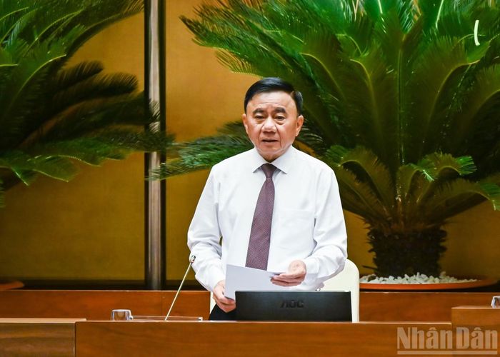 Thường trực Ban Bí thư Trần Cẩm Tú phát biểu tại cuộc gặp. (Ảnh: DUY LINH)