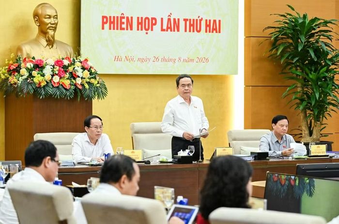 Chủ tịch Quốc hội Trần Thanh Mẫn, Trưởng Ban Chỉ đạo Tổng rà soát hệ thống văn bản quy phạm pháp luật, phát biểu kết luận phiên họp. (Ảnh: DUY LINH)