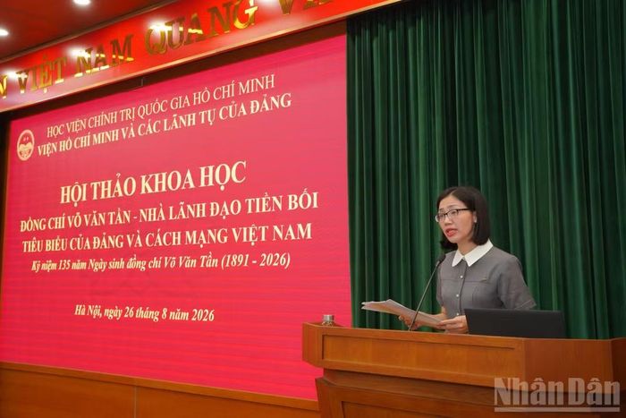 Các đại biểu tham luận tại hội thảo. (Ảnh: HẢI ĐĂNG)
