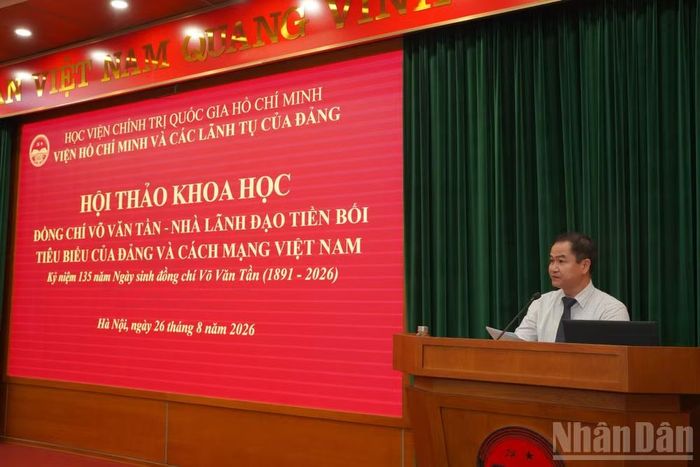 Phó Giáo sư, Tiến sĩ Đỗ Xuân Tuất phát biểu kết luận tại hội thảo. (Ảnh: HẢI ĐĂNG)