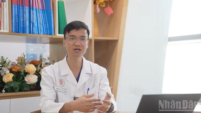 Bác sĩ Lê Chi Viện lưu ý về nguy cơ đột quỵ khi đi du lịch.