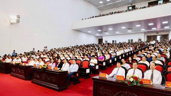 Các đại biểu tham dự hội nghị. (Ảnh: ĐỨC LAM)