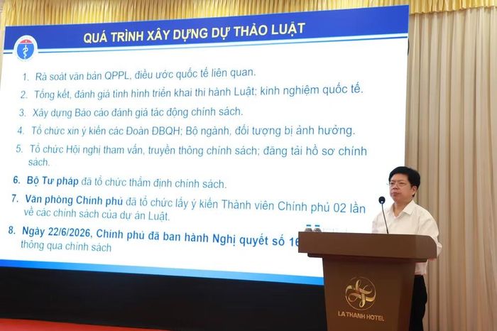 Một buổi hội thảo xây dựng Luật sửa đổi, bổ sung một số điều của Luật Phòng, chống tác hại của thuốc lá. (Ảnh: MINH HOÀNG)