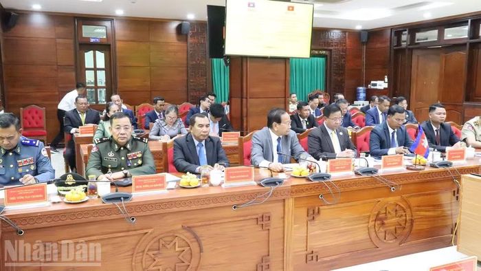 Các đại biểu tỉnh Mondulkiri dự hội nghị. (Ảnh: CÔNG LÝ).
