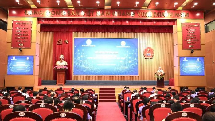 Quang cảnh hội nghị. (Ảnh: VĂN TÌNH)