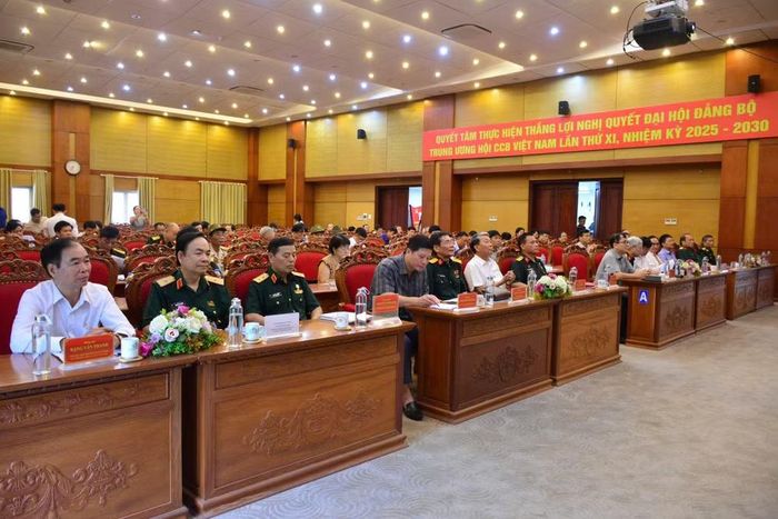 Các đại biểu tham dự hội thảo "Đưa Pháp lệnh Ưu đãi người có công với cách mạng vào cuộc sống”. (Ảnh: VŨ MINH)