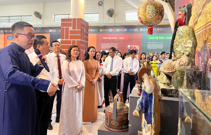  Không gian trưng bày chuyên đề “Văn hóa các dân tộc Việt Nam – Thống nhất trong đa dạng” 