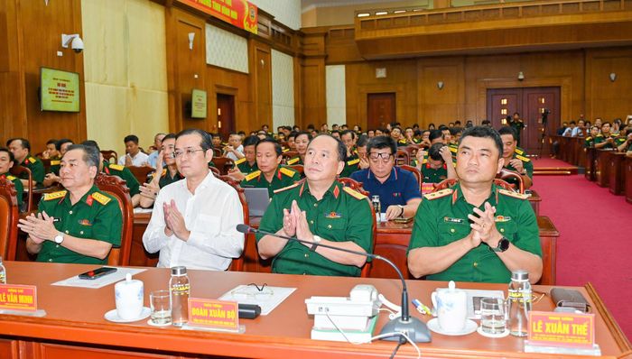 Các đại biểu tham dự hội nghị