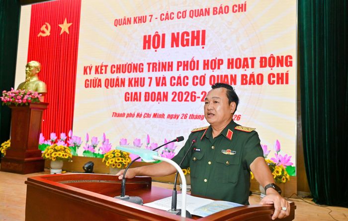 Trung tướng Trần Vinh Ngọc phát biểu kết luận hội nghị. Ảnh: MẠNH THẮNG