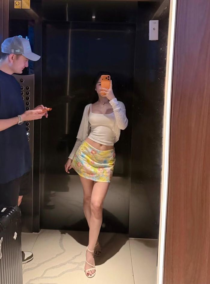 Trên trang Instagram cá nhân, bà xã thủ môn tuyển Việt Nam thường đăng tải hình ảnh tập luyện, chế độ sinh hoạt và những khoảnh khắc đời thường. Qua đó, cô truyền cảm hứng cho nhiều người cùng xây dựng thói quen vận động và chăm sóc cơ thể. Ảnh: FB Bùi Thị Yến Xuân