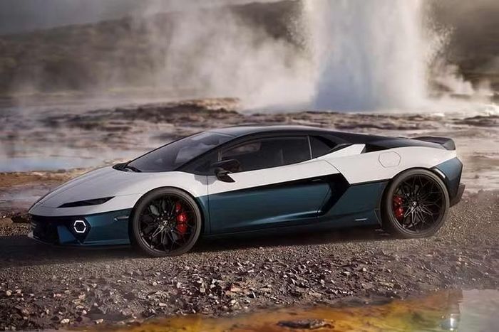 Temerario Tricolore hiện được Lamborghini xác định là một mẫu xe độc bản. Hãng chưa công bố giá bán cũng như kế hoạch thương mại hóa phiên bản đặc biệt "độc nhất vô nhị" này.