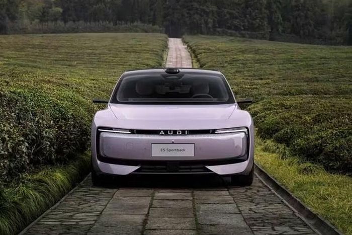Sự xuất hiện của AUDI E5 Sportback và E7X tại Đức cho thấy chênh lệch đáng kể về giá bán giữa các mẫu xe điện phát triển riêng cho Trung Quốc và những sản phẩm Audi đang kinh doanh chính thức tại châu Âu.