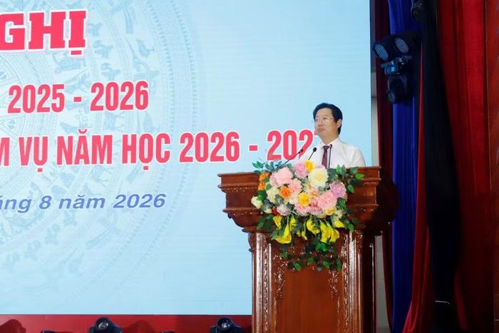 Phó Chủ tịch UBND tỉnh Đồng Tháp, ông Huỳnh Minh Tuấn phát biểu tại Hội nghị. Ảnh: Xuân Uyên.