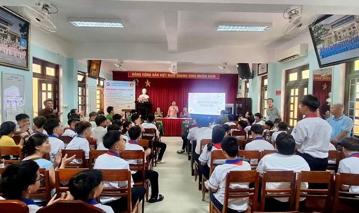Hội nghị tại TP Huế chú trọng về hỗ trợ, giáo dục các học sinh cần quan tâm đặc biệt.