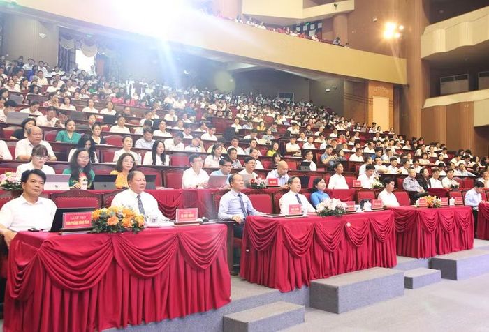 Đại biểu dự hội nghị.