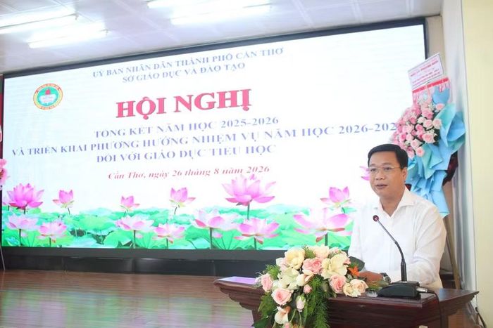 Ông Võ Hồng Lam, Phó Giám đốc Sở GD&ĐT TP Cần Thơ phát biểu kết luận Hội nghị.