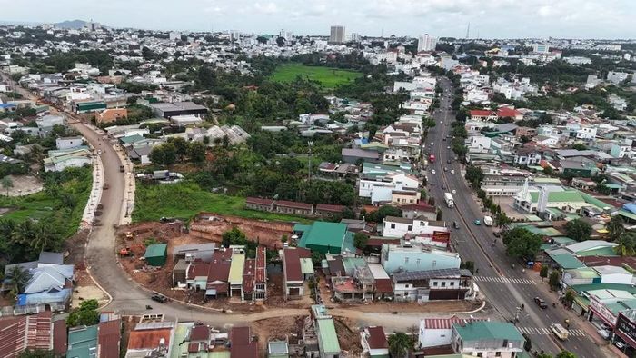 Đắk Lắk đang tập trung tháo gỡ các điểm nghẽn về mặt bằng, tiến độ và giải ngân tại nhiều dự án đầu tư công trên địa bàn (ảnh: Tiến Đạt)