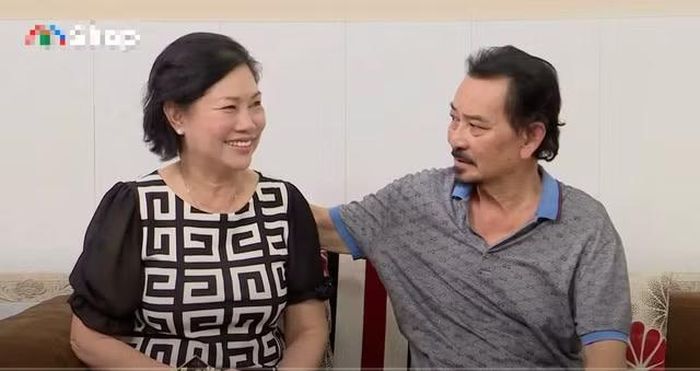 Mã Trung và vợ - bà Thu Hương.