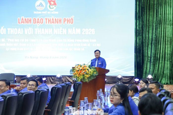 Anh Lê Công Hùng - Bí thư Thành Đoàn Đà Nẵng phát biểu.