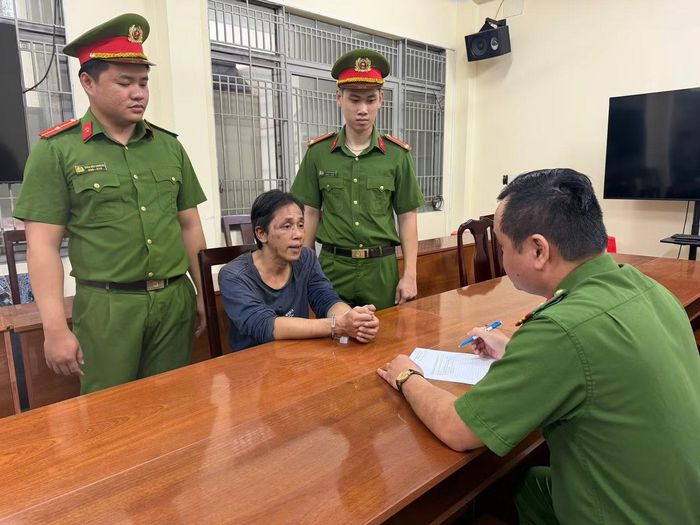 Trương Xuân Huy tại cơ quan công an.