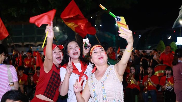 Không khí tại quảng trường Võ Nguyên Giáp, trung tâm tỉnh Thái Nguyên