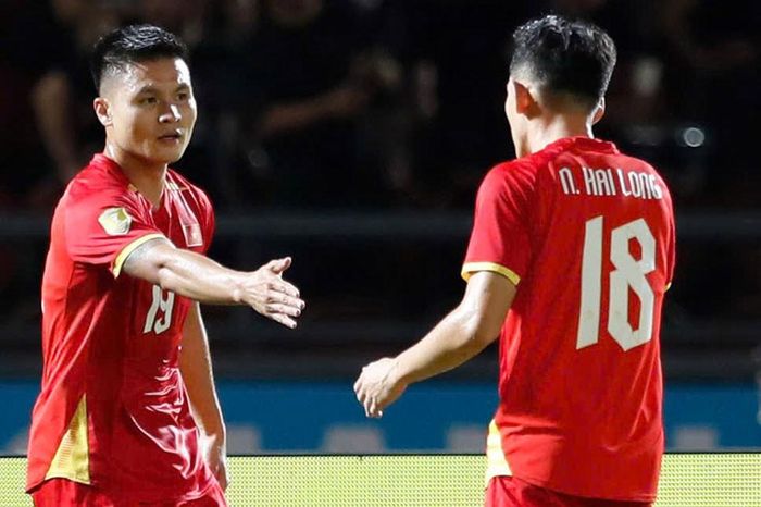 Quang Hải trở lại đội hình xuất phát?