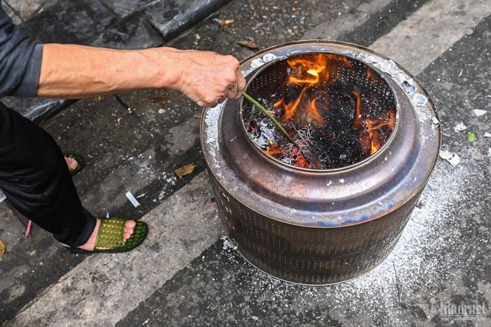 Rằm tháng 7 năm Bính Ngọ 2026 rơi vào thứ Năm, ngày 27/8/2026 dương lịch.Ảnh minh họa: Thạch Thảo