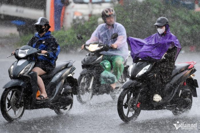 Thời tiết miền Bắc lại sắp hứng đợt mưa lớn. Ảnh: Hoàng Minh