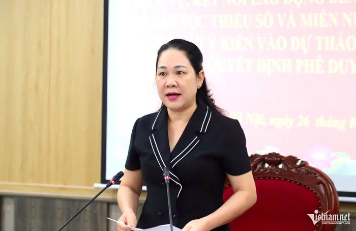Thứ trưởng Bộ Dân tộc và Tôn giáo Nông Thị Hà chủ trì Hội thảo