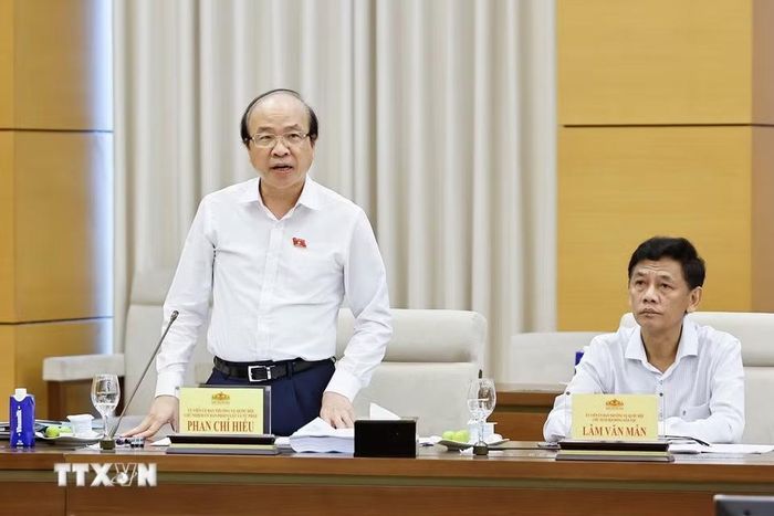 Chủ nhiệm Ủy ban Pháp luật và Tư pháp của Quốc hội Phan Chí Hiếu phát biểu. (Ảnh: Doãn Tấn/TTXVN)